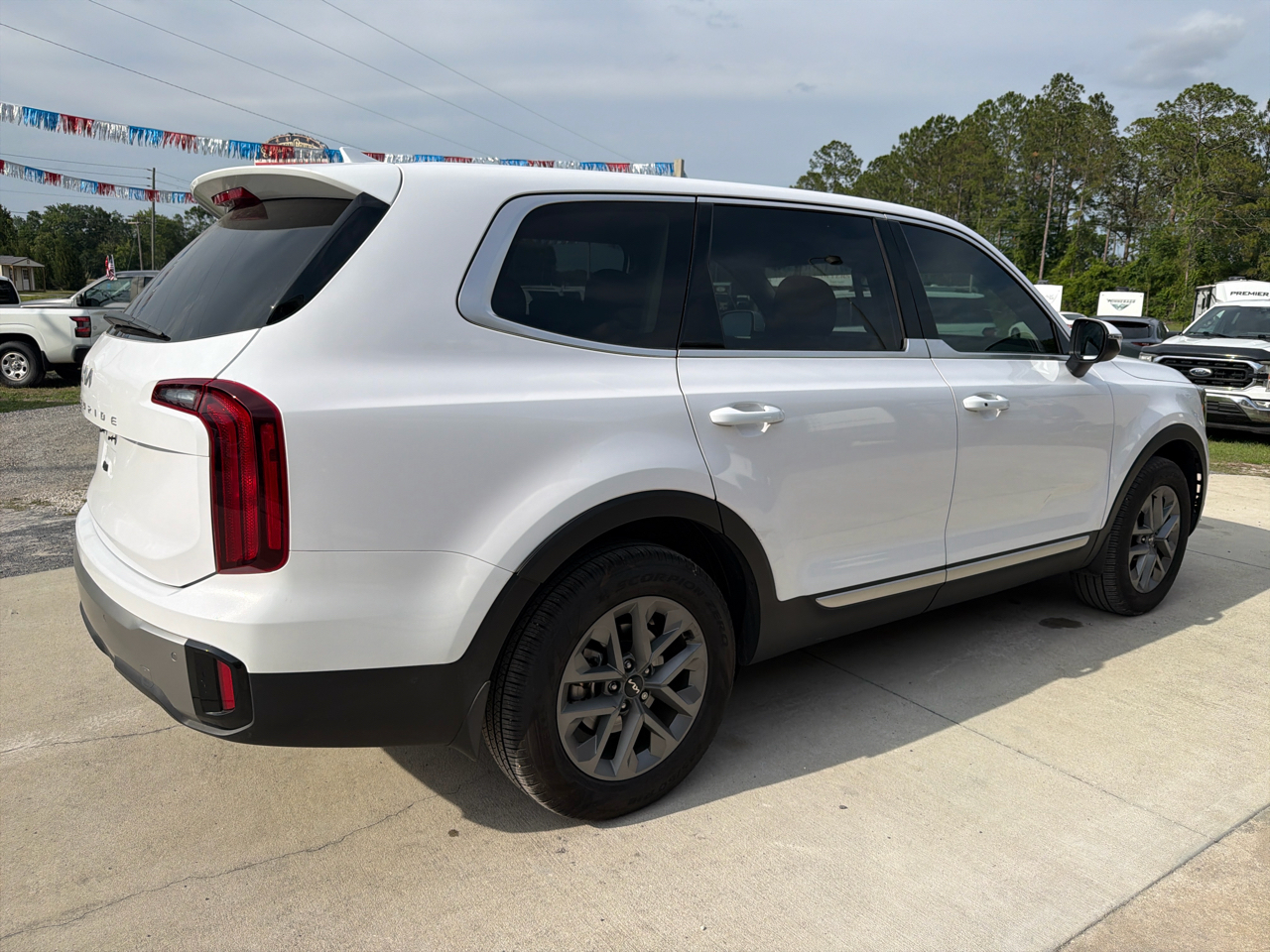 Kia Telluride LX FWD 2025