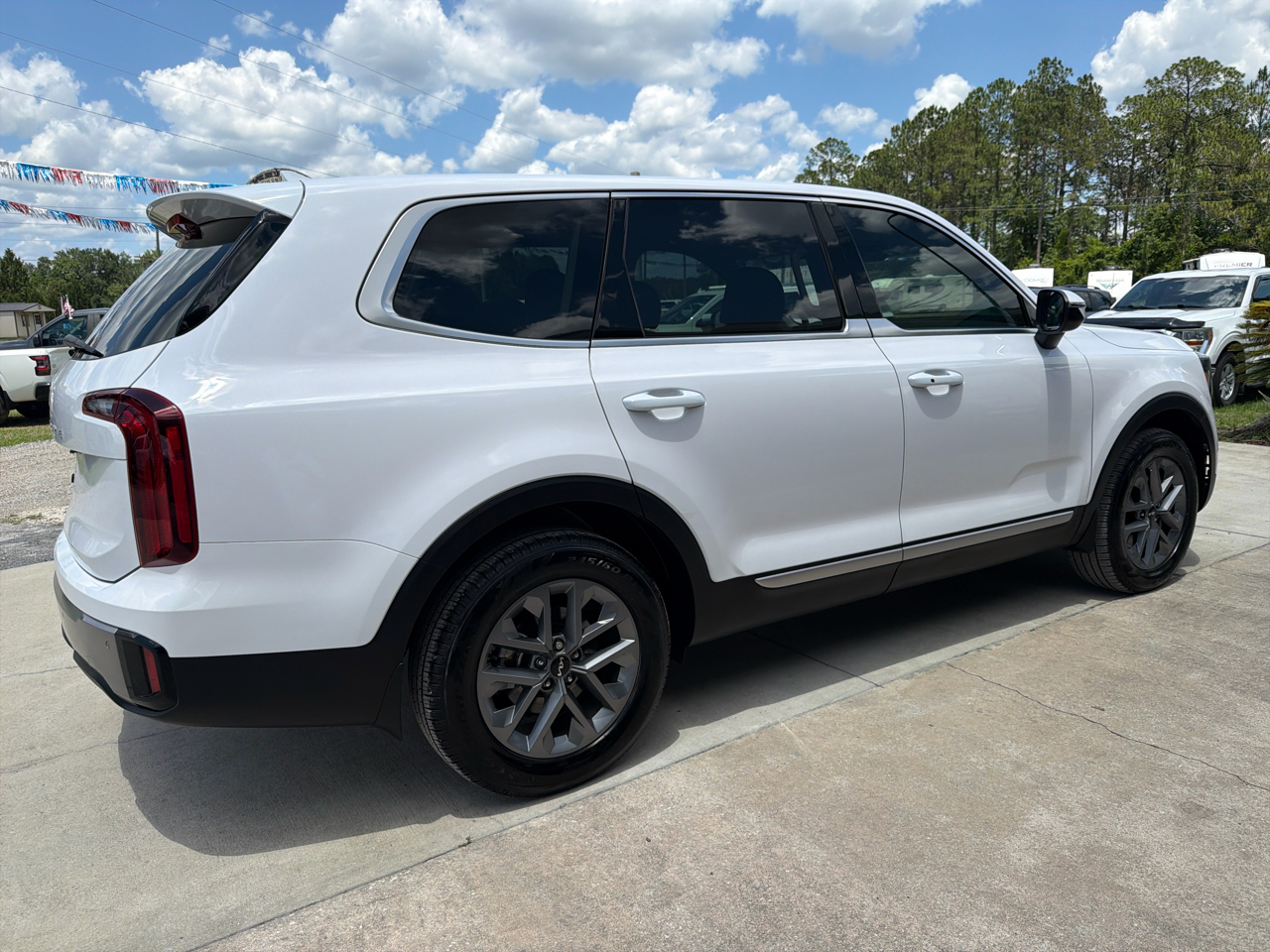 Kia Telluride LX FWD 2025