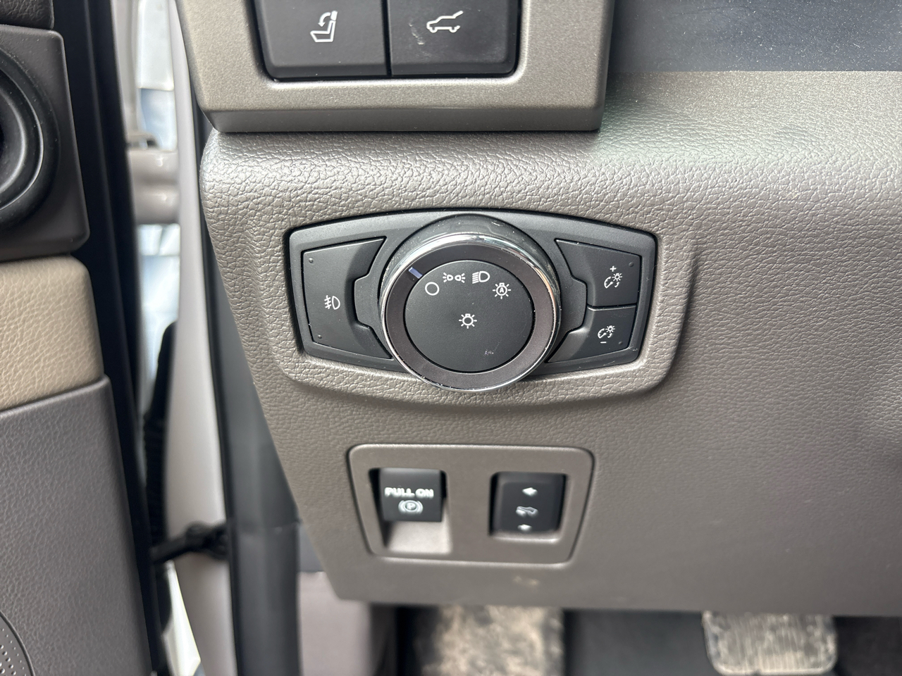 Ford Expedition Max XLT 4x2 2019