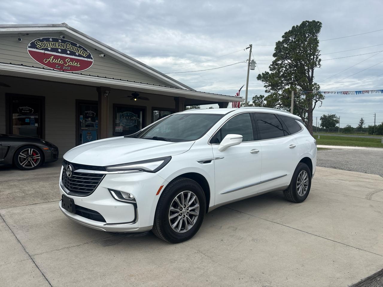 2023 Buick Enclave FWD 4dr Essence