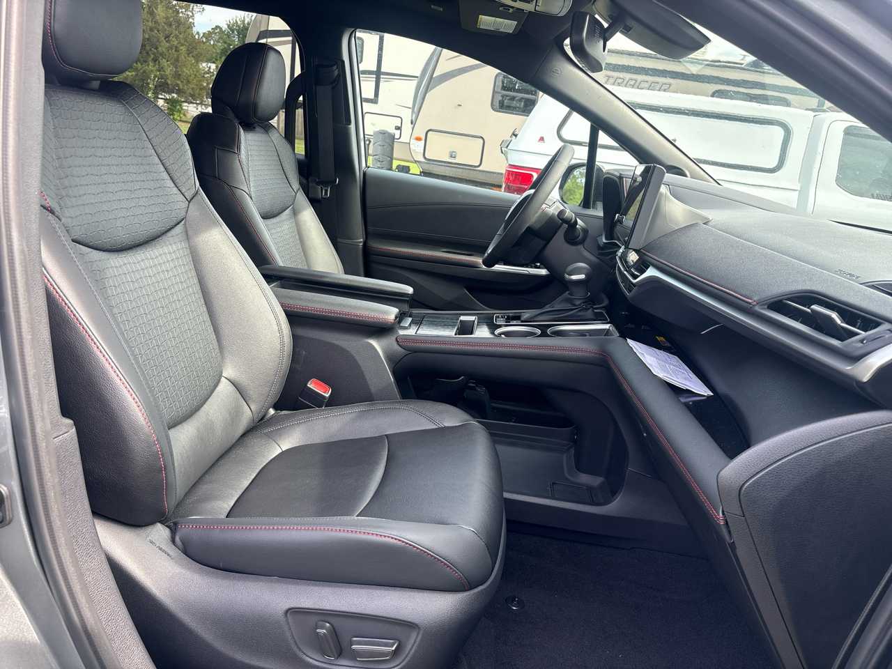 Toyota Sienna XSE AWD 7-Passenger (Natl) 2026