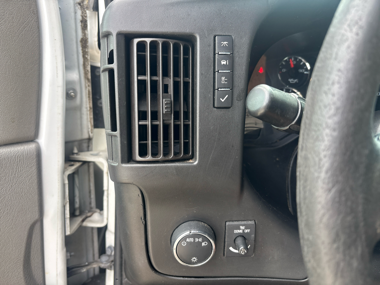 Chevrolet Express Cargo Van RWD 2500 135" 2020