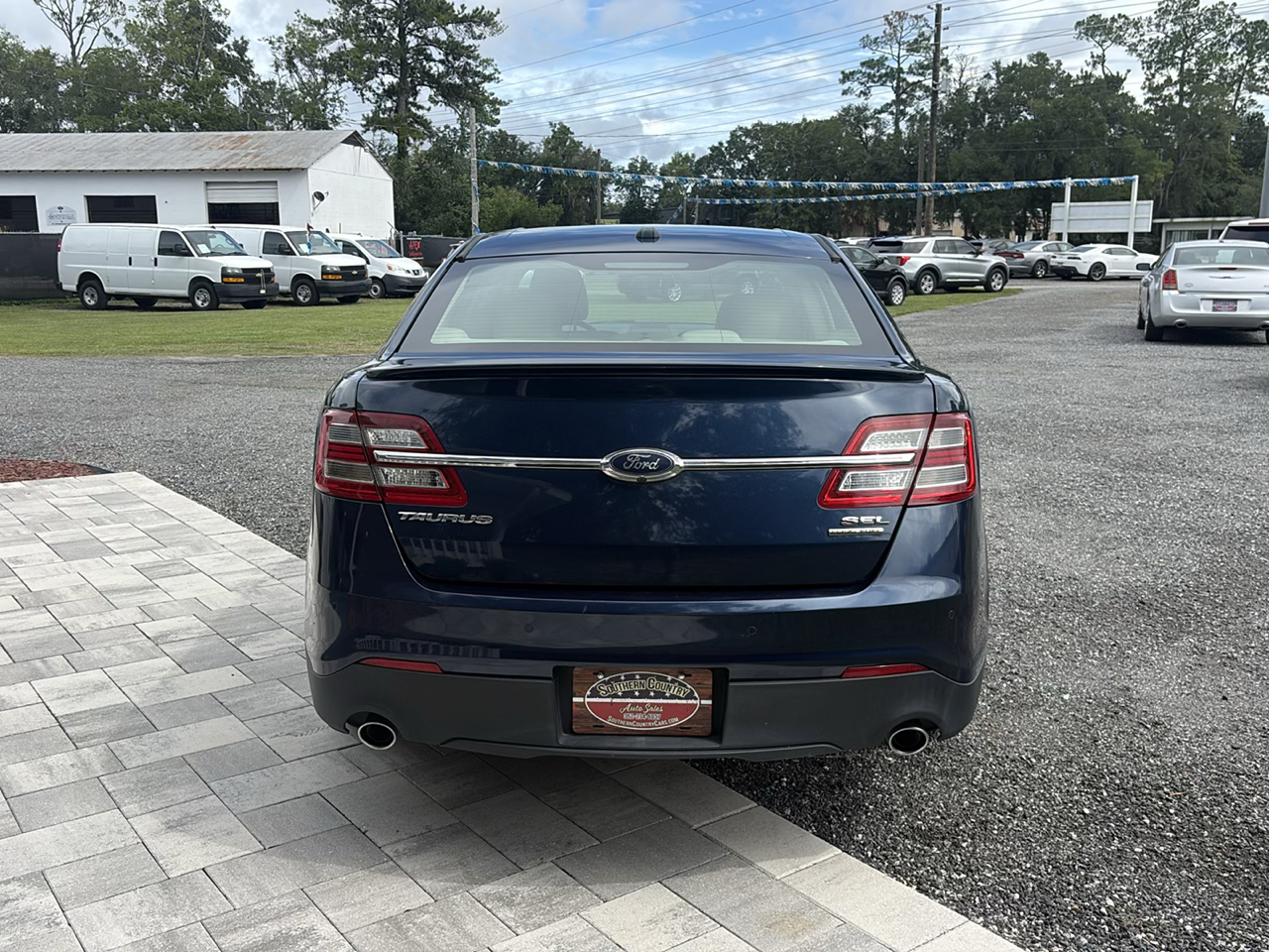 Ford Taurus SEL FWD 2017