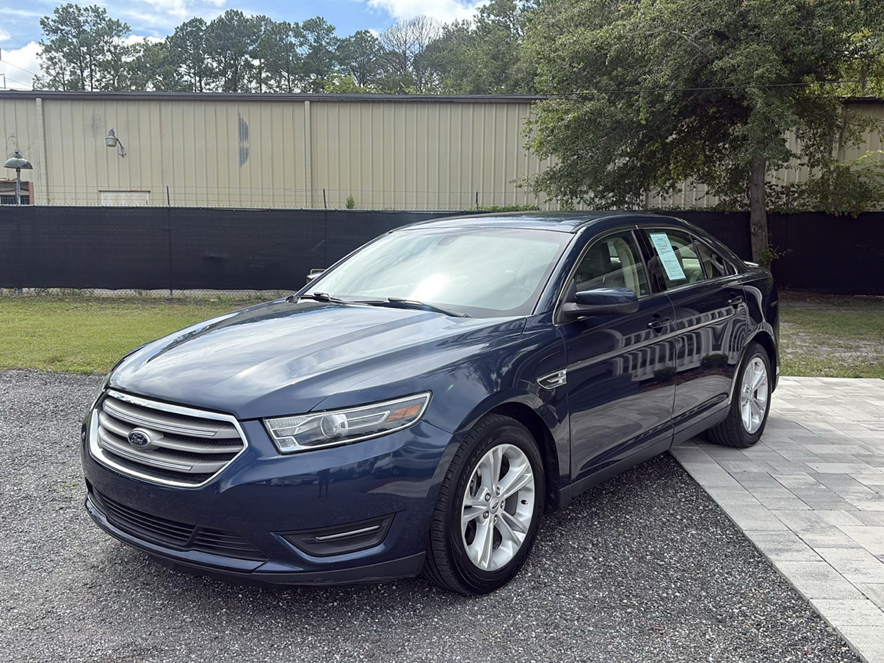 Ford Taurus SEL FWD 2017