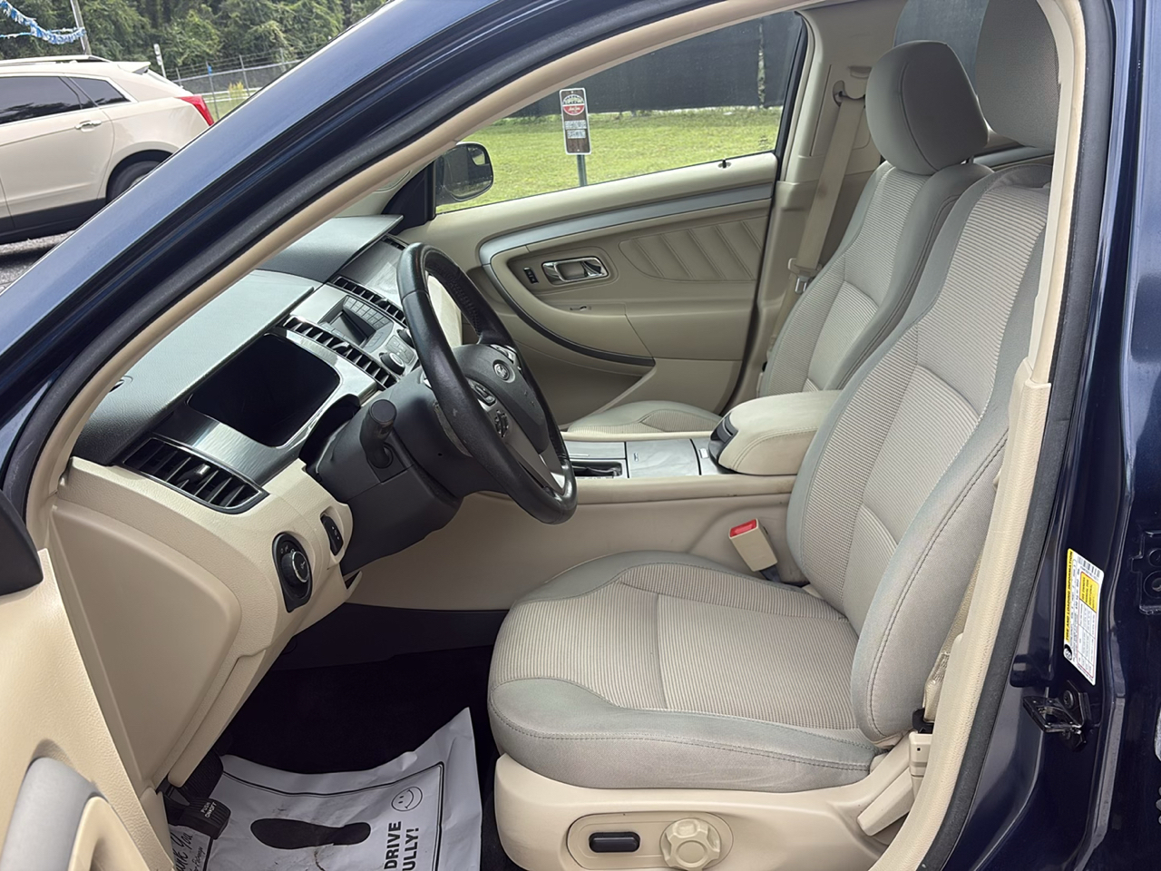 Ford Taurus SEL FWD 2017