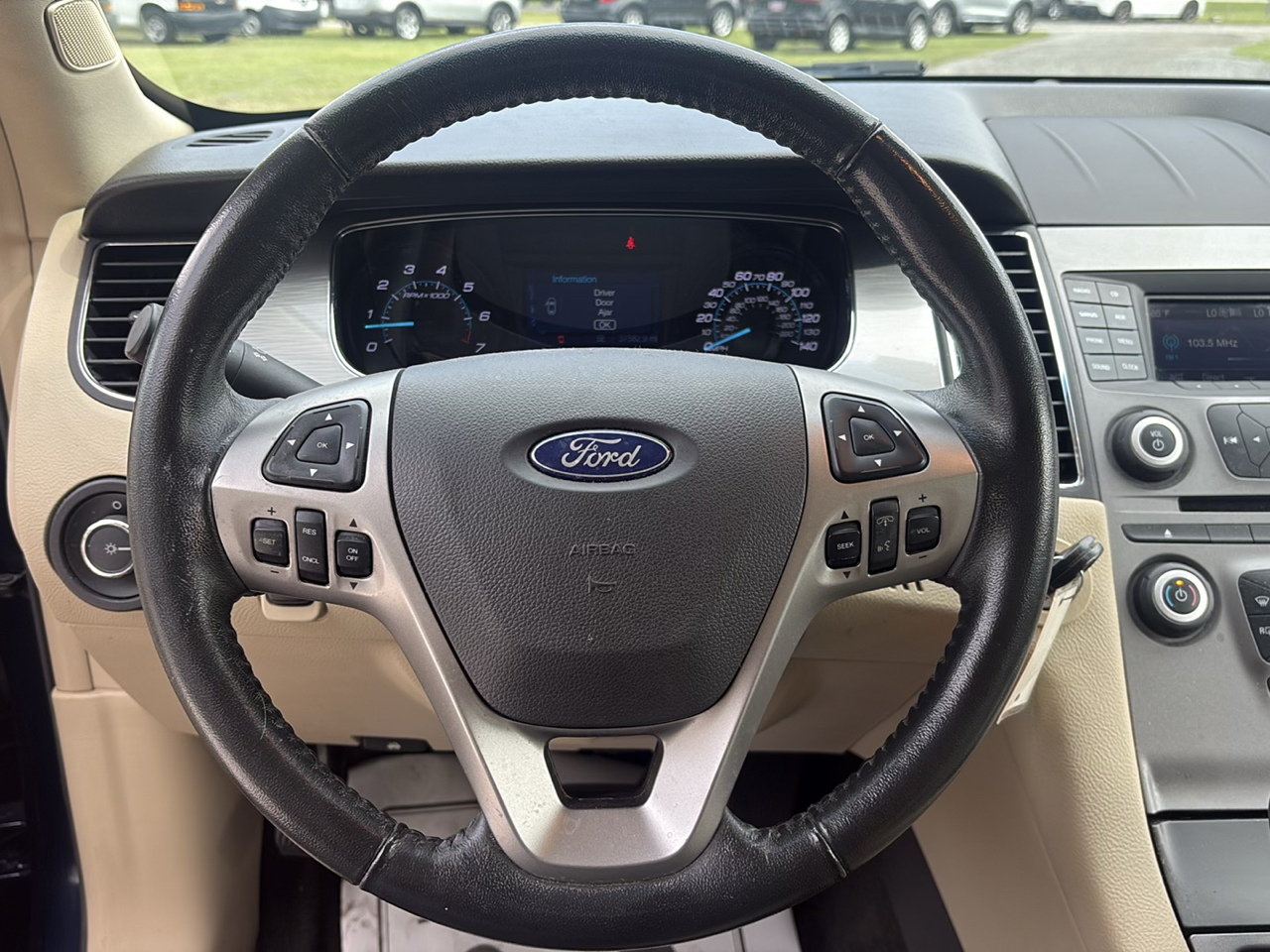 Ford Taurus SEL FWD 2017