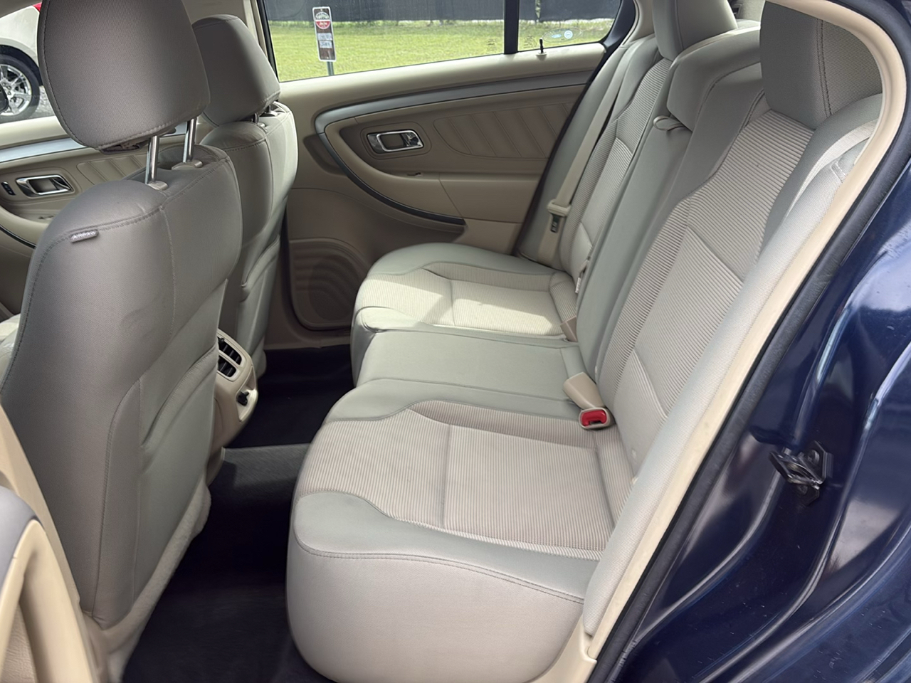 Ford Taurus SEL FWD 2017