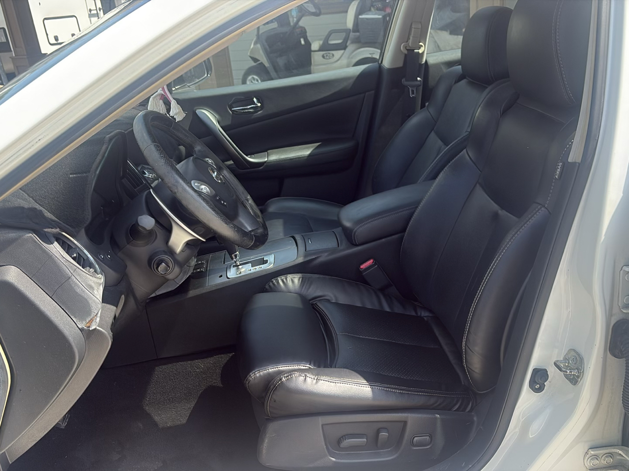 Nissan Maxima 4dr Sdn V6 CVT 3.5 SV w/Sport Pkg 2011