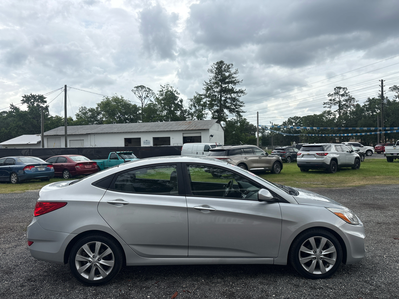 Hyundai Accent 4dr Sdn Auto GLS 2014