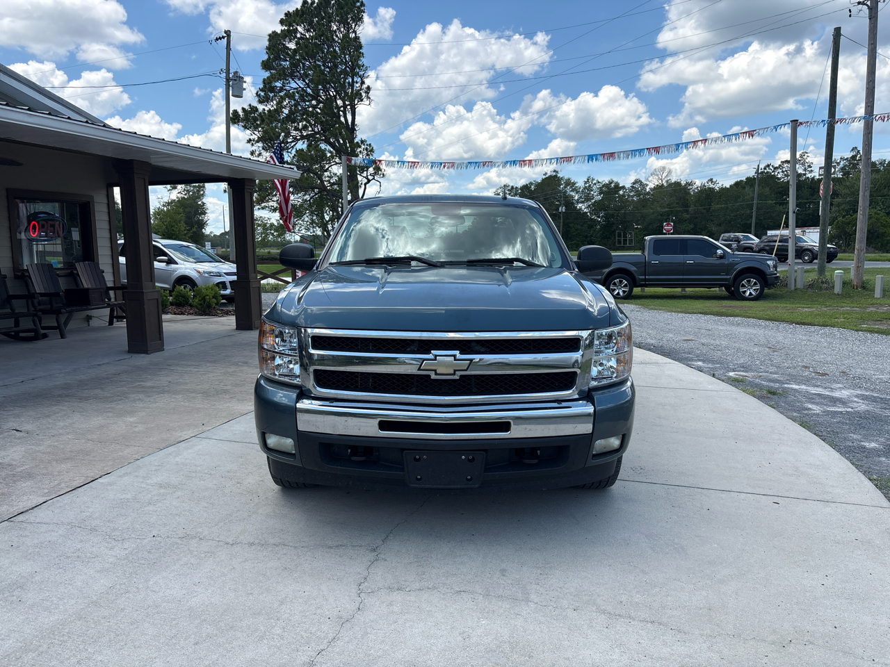 Chevrolet Silverado 1500 2WD Ext Cab 143.5" LT 2011
