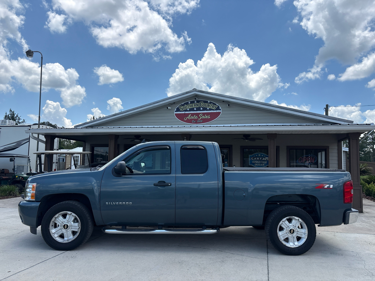 Chevrolet Silverado 1500 2WD Ext Cab 143.5" LT 2011