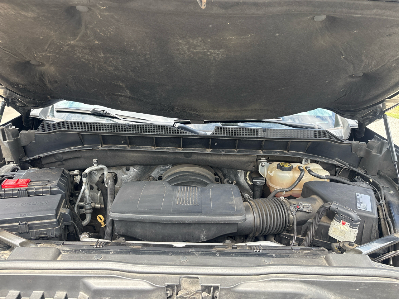 Chevrolet Silverado 1500 4WD Crew Cab 147" RST 2020