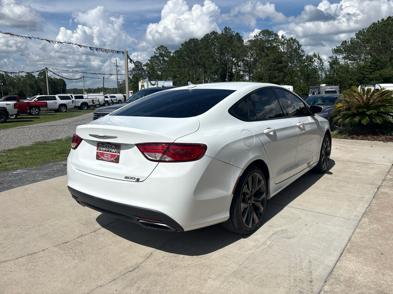 Chrysler 200 4dr Sdn S FWD 2015