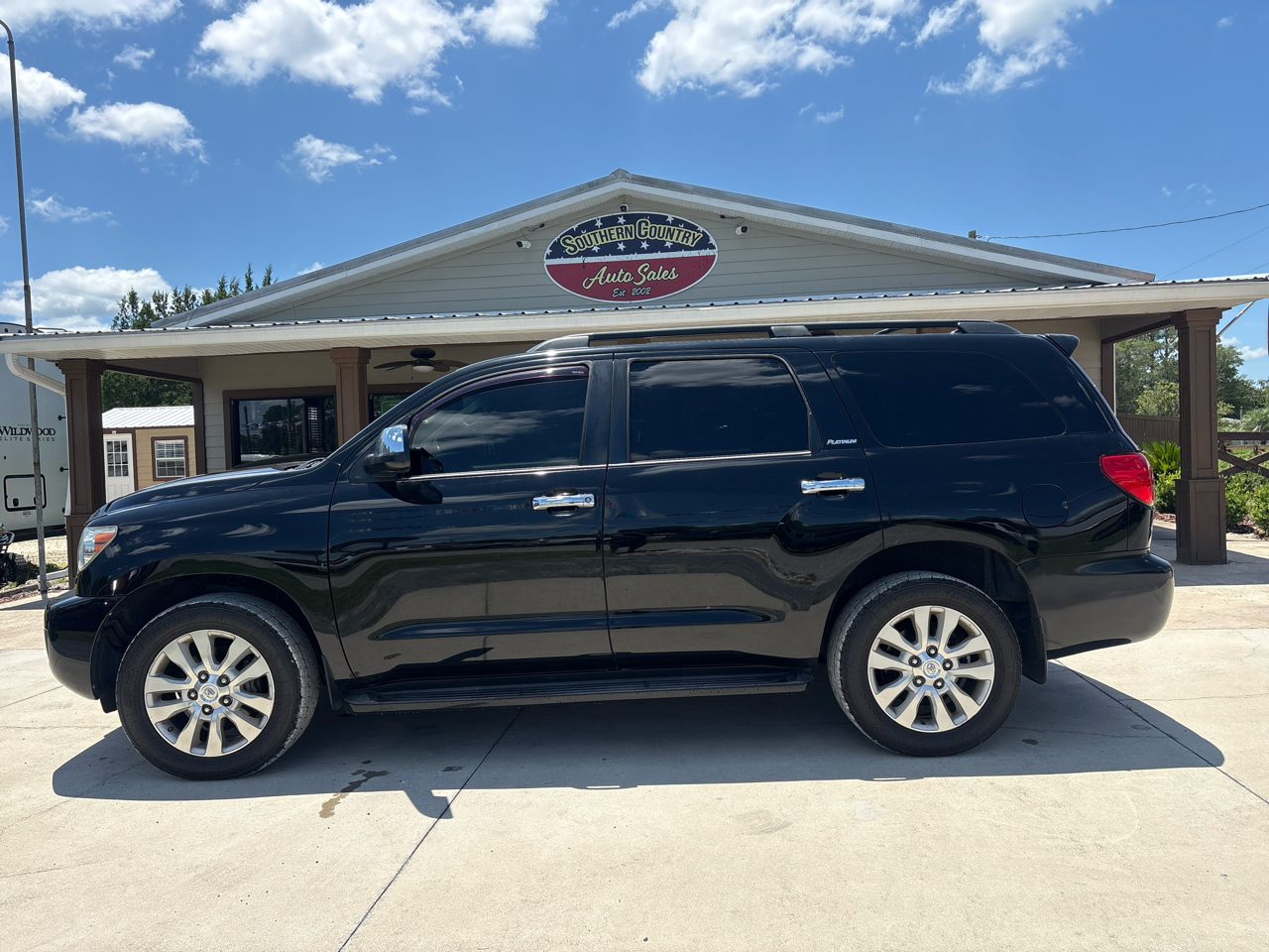 Toyota Sequoia RWD 5.7L Platinum (Natl) 2016