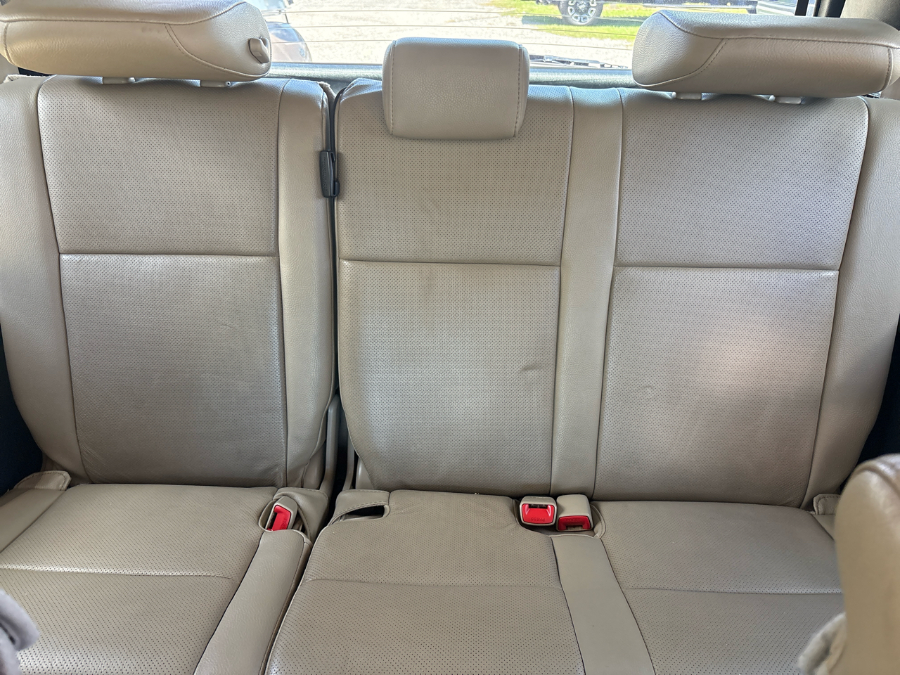 Toyota Sequoia RWD 5.7L Platinum (Natl) 2016