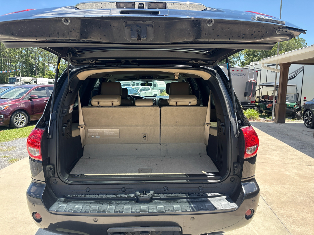 Toyota Sequoia RWD 5.7L Platinum (Natl) 2016