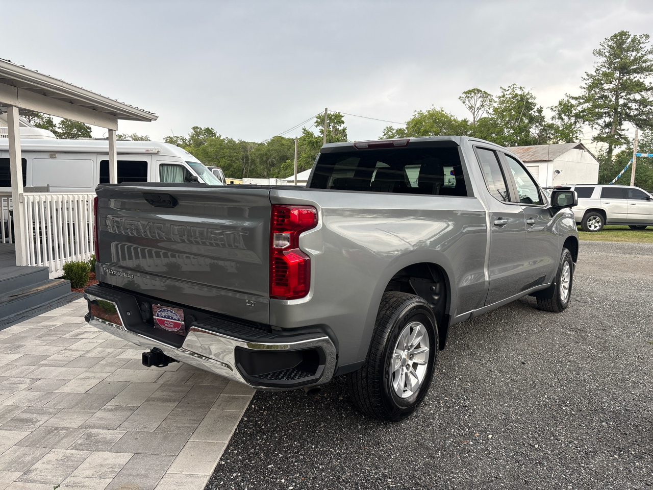Chevrolet Silverado 1500 2WD Double Cab 147" LT 2024