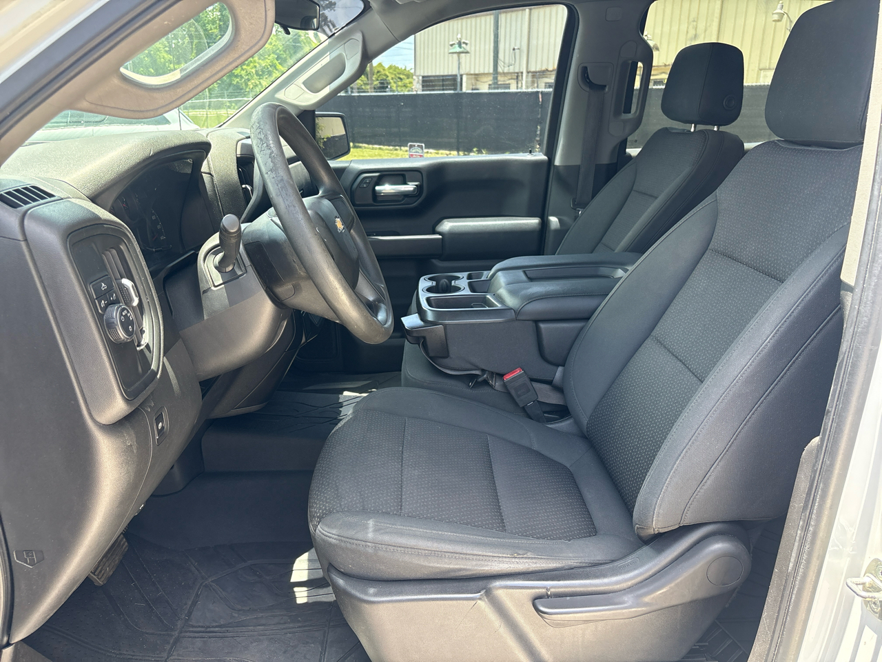 Chevrolet Silverado 1500 2WD Crew Cab 147" Custom 2020