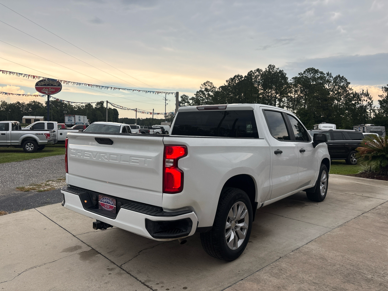 Chevrolet Silverado 1500 2WD Crew Cab 147" Custom 2020