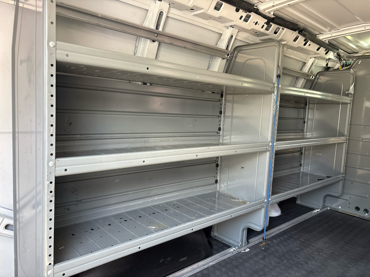 GMC Savana Cargo Van RWD 2500 135" 2021