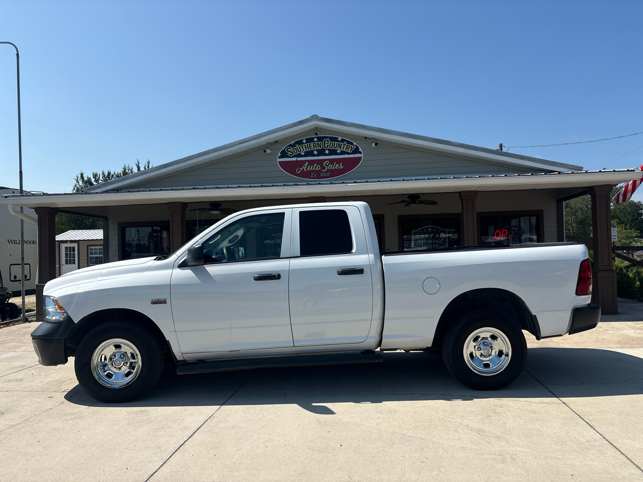 RAM 1500 Classic Tradesman 4x4 Quad Cab 6'4" Box 2024