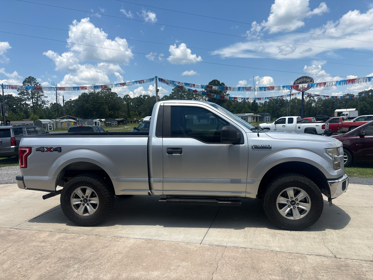 Ford F-150 4WD Reg Cab 141" XLT 2016