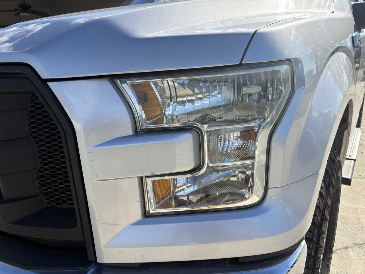 Ford F-150 4WD Reg Cab 141" XLT 2016