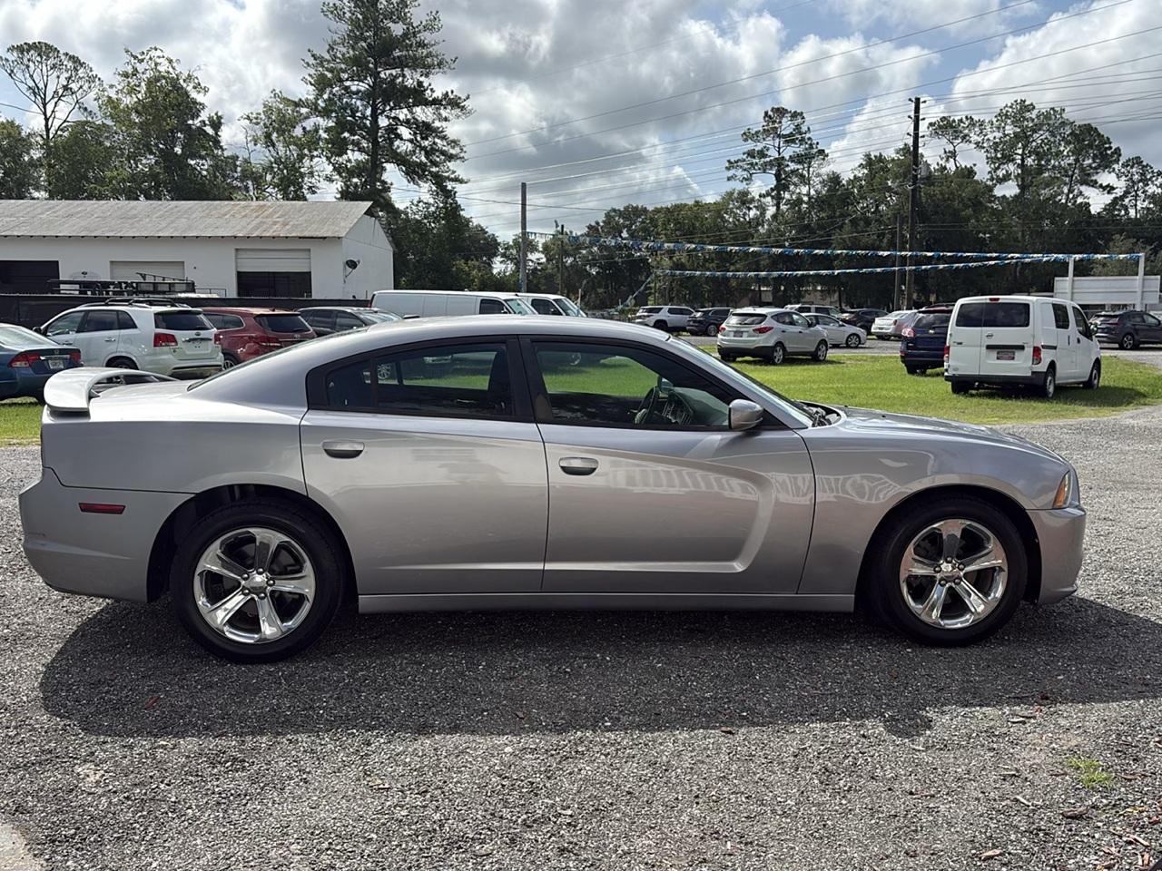 Dodge Charger 4dr Sdn SE RWD 2014