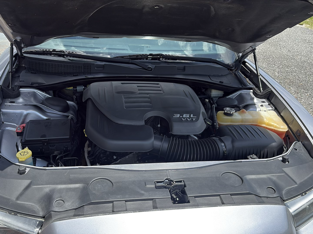 Dodge Charger 4dr Sdn SE RWD 2014