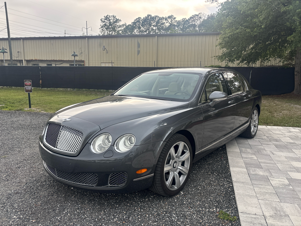 Bentley Continental Flying Spur 4dr Sdn 2009