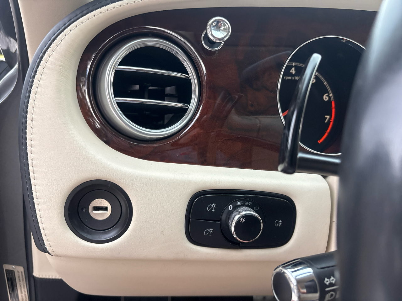 Bentley Continental Flying Spur 4dr Sdn 2009