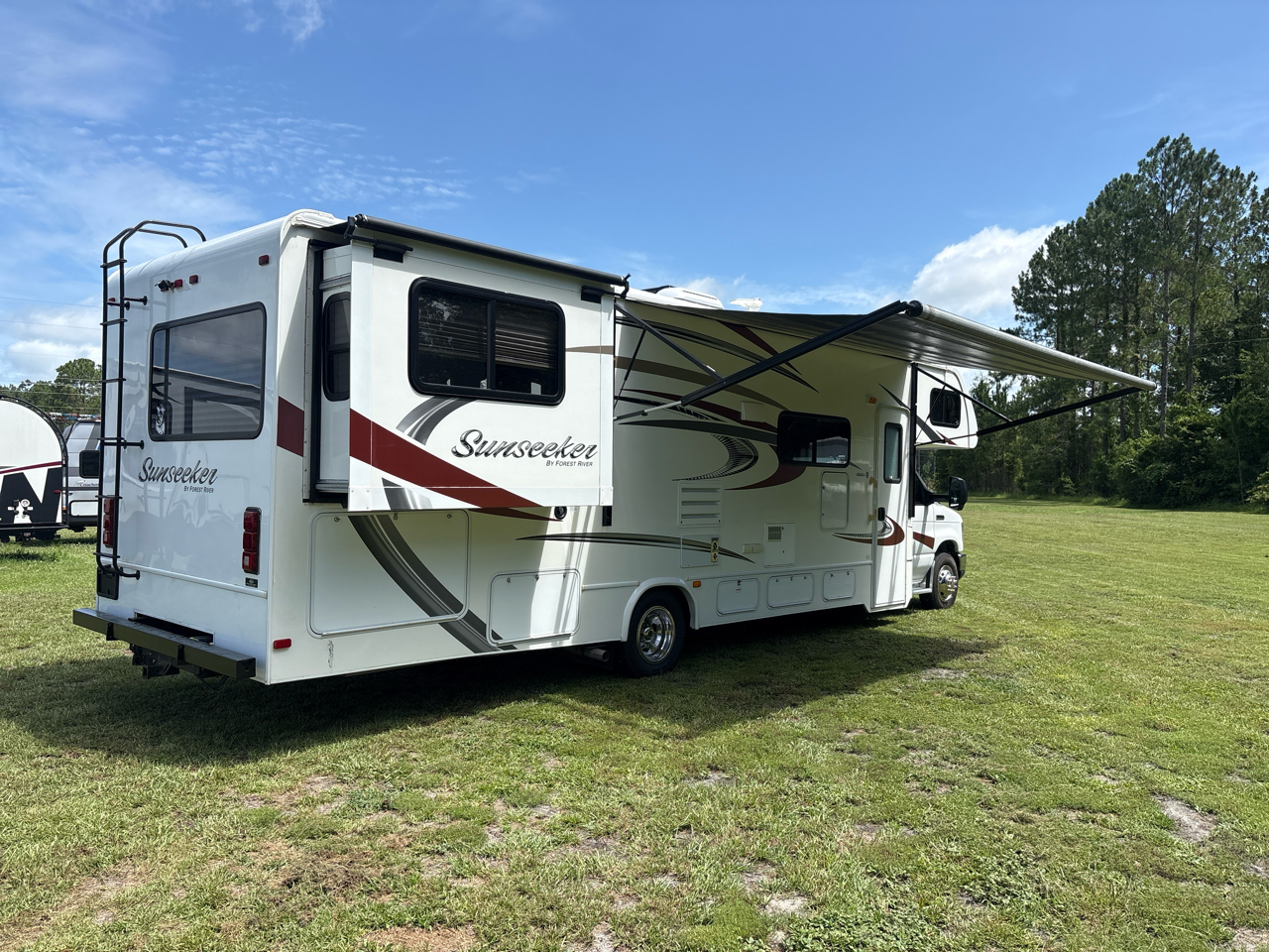Forest River Sunseeker  2015