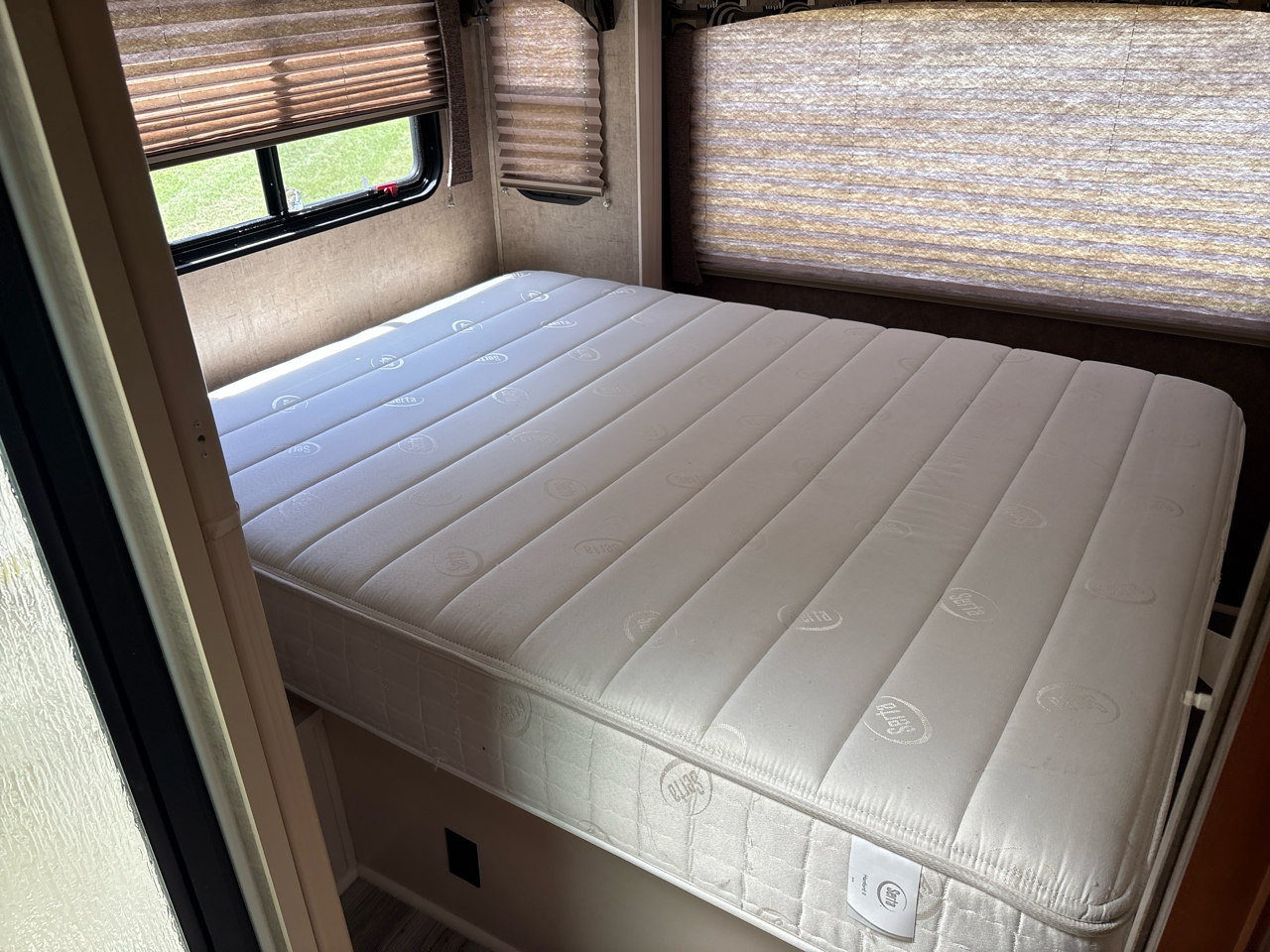 Forest River Sunseeker  2015