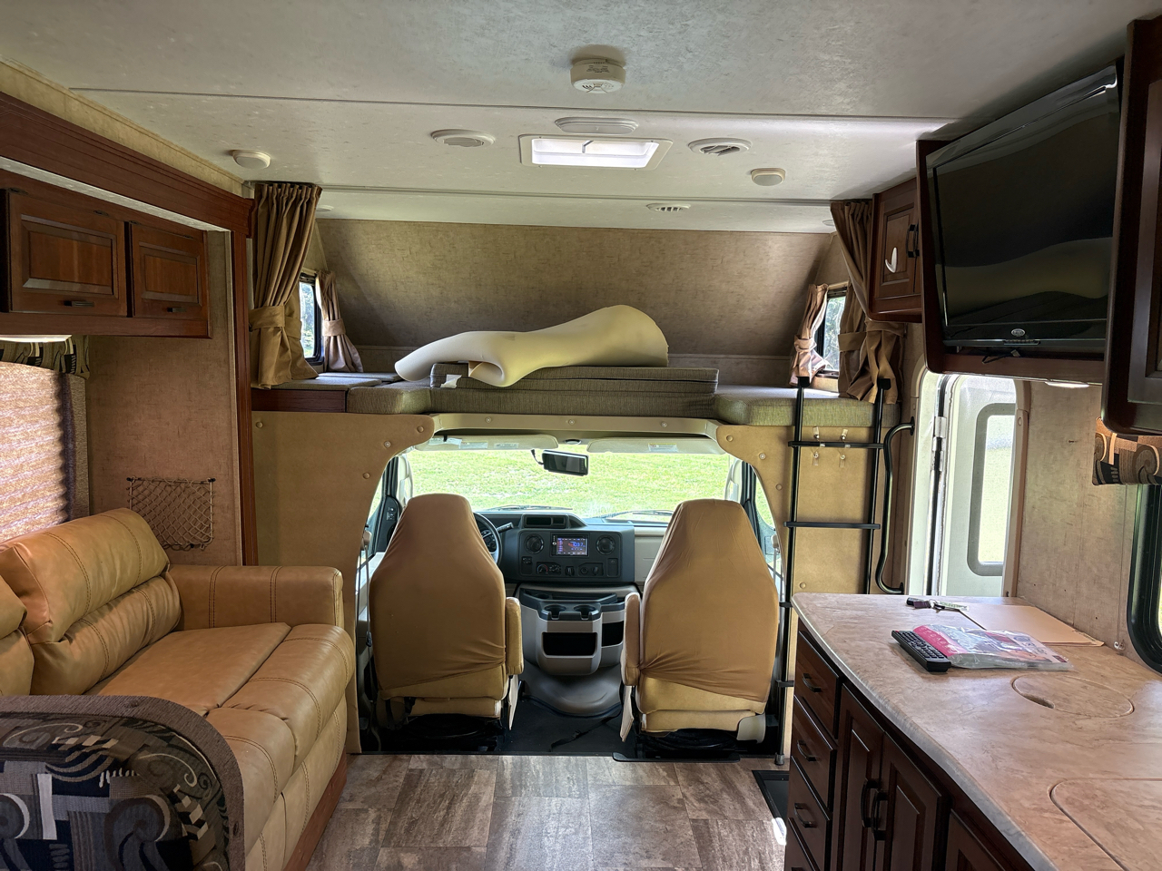 Forest River Sunseeker  2015