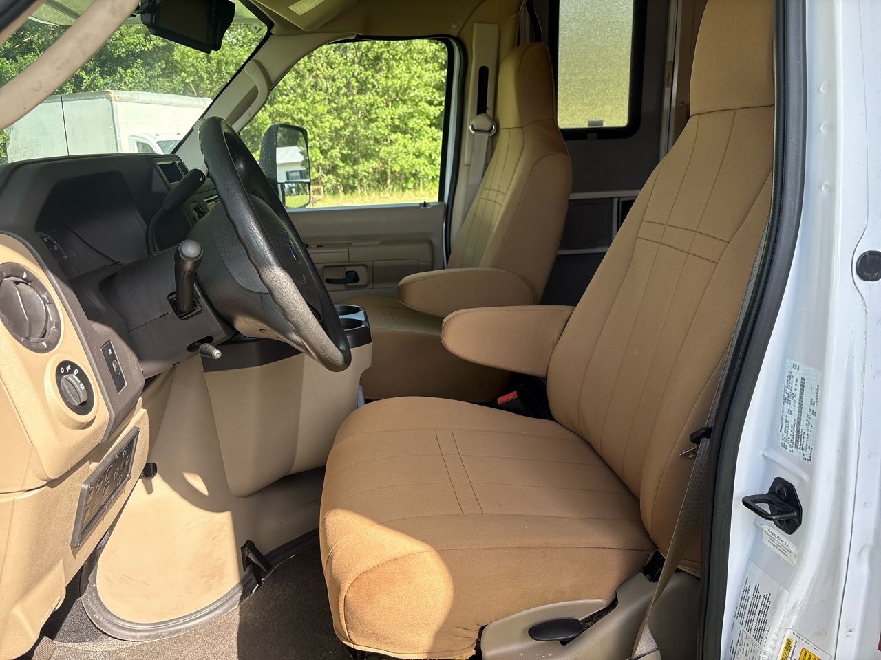 Forest River Sunseeker  2015