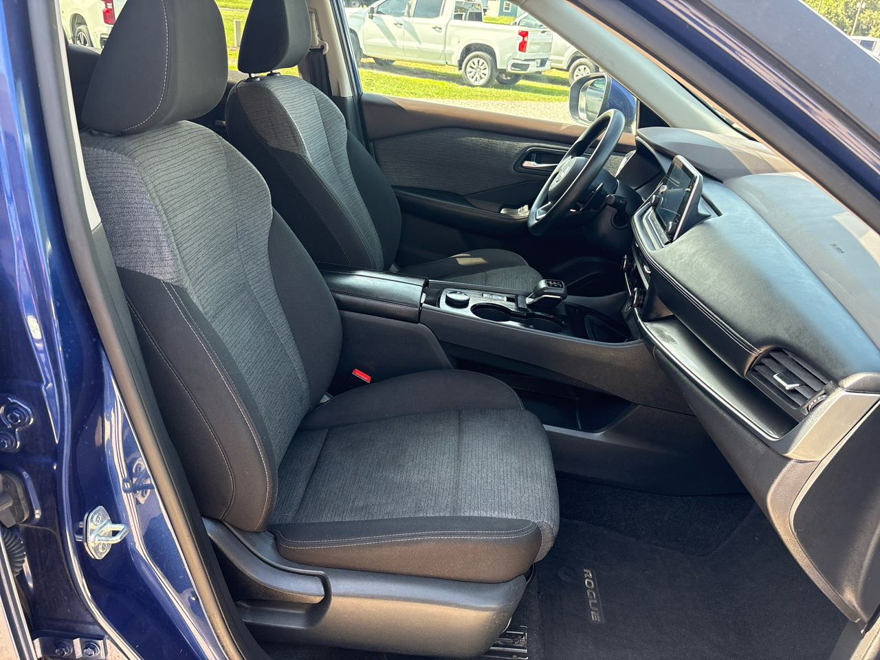 Nissan Rogue AWD SV 2023