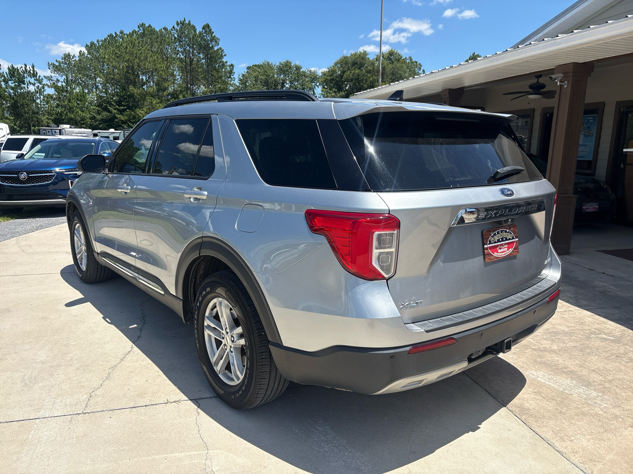 Ford Explorer XLT 4WD 2023