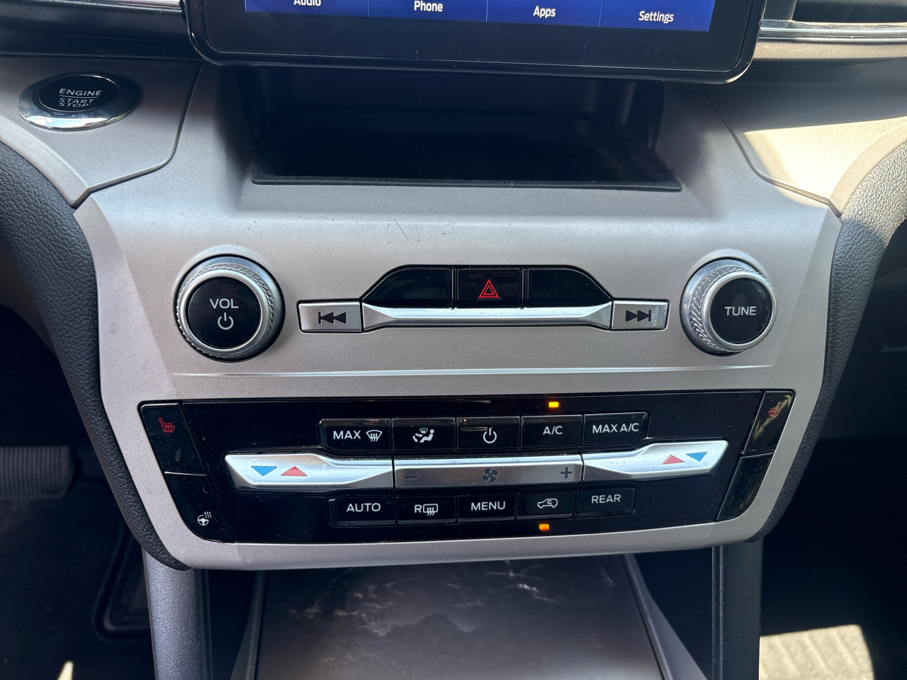 Ford Explorer XLT 4WD 2023