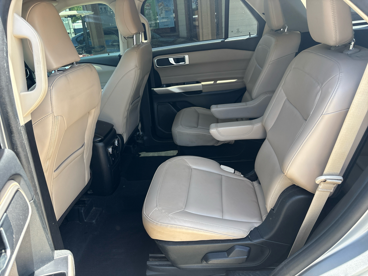 Ford Explorer XLT 4WD 2023