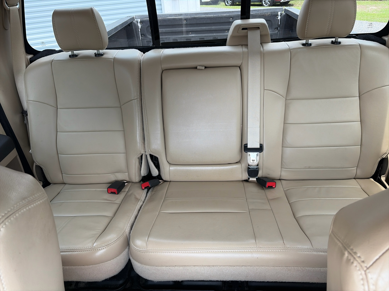 Ford Super Duty F-250 SRW 2WD Crew Cab 156" Lariat 2010
