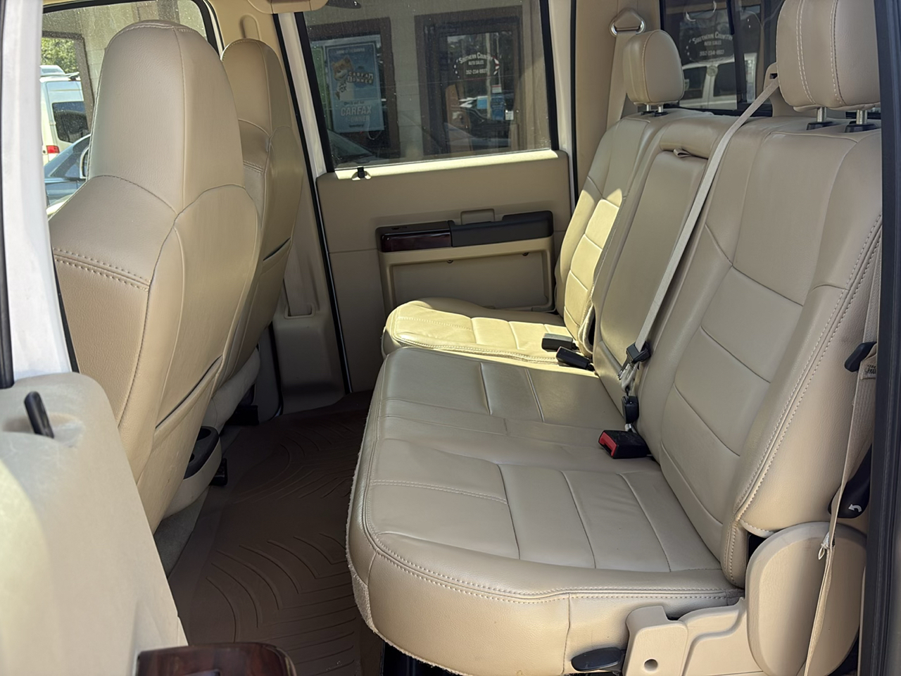Ford Super Duty F-250 SRW 2WD Crew Cab 156" Lariat 2010