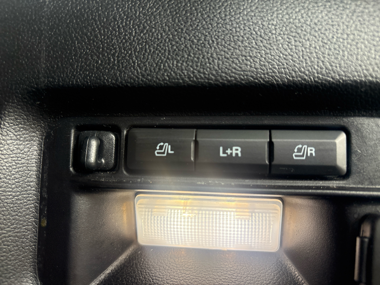 Ford Explorer Limited RWD 2021