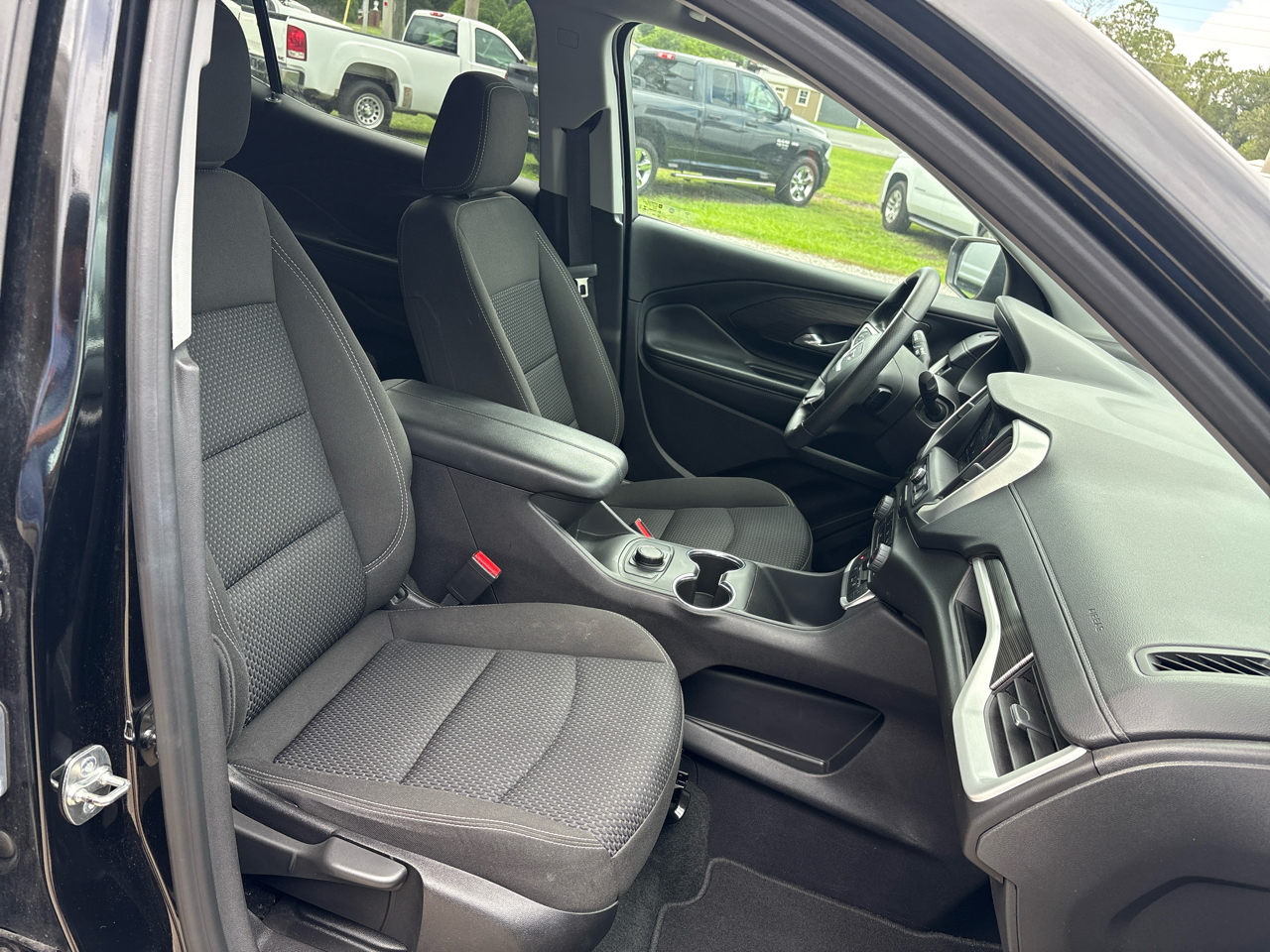 GMC Terrain FWD 4dr SLE 2024