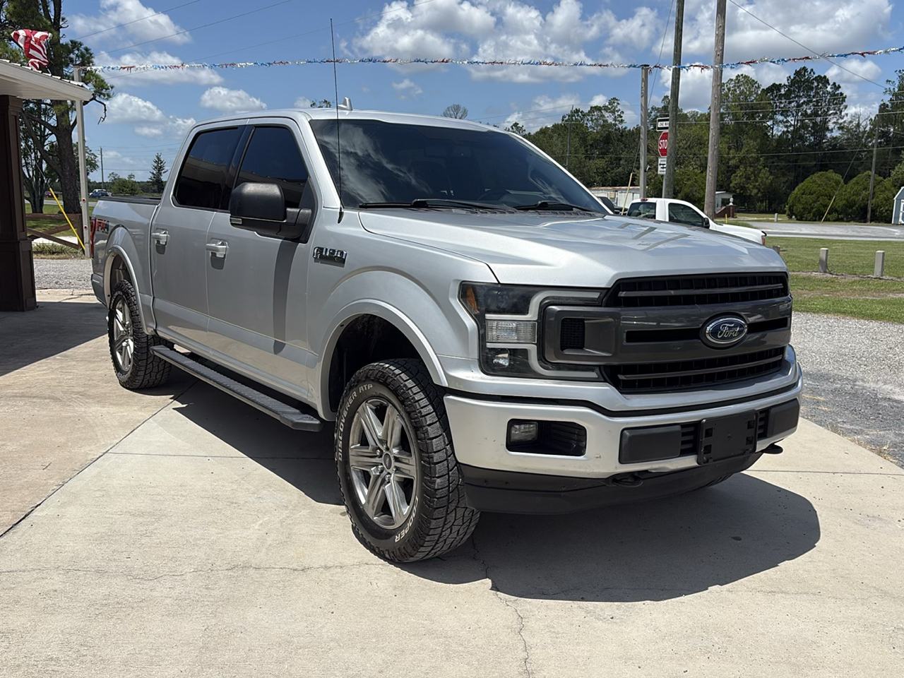 Ford F-150 4WD SuperCrew 145" XLT 2018