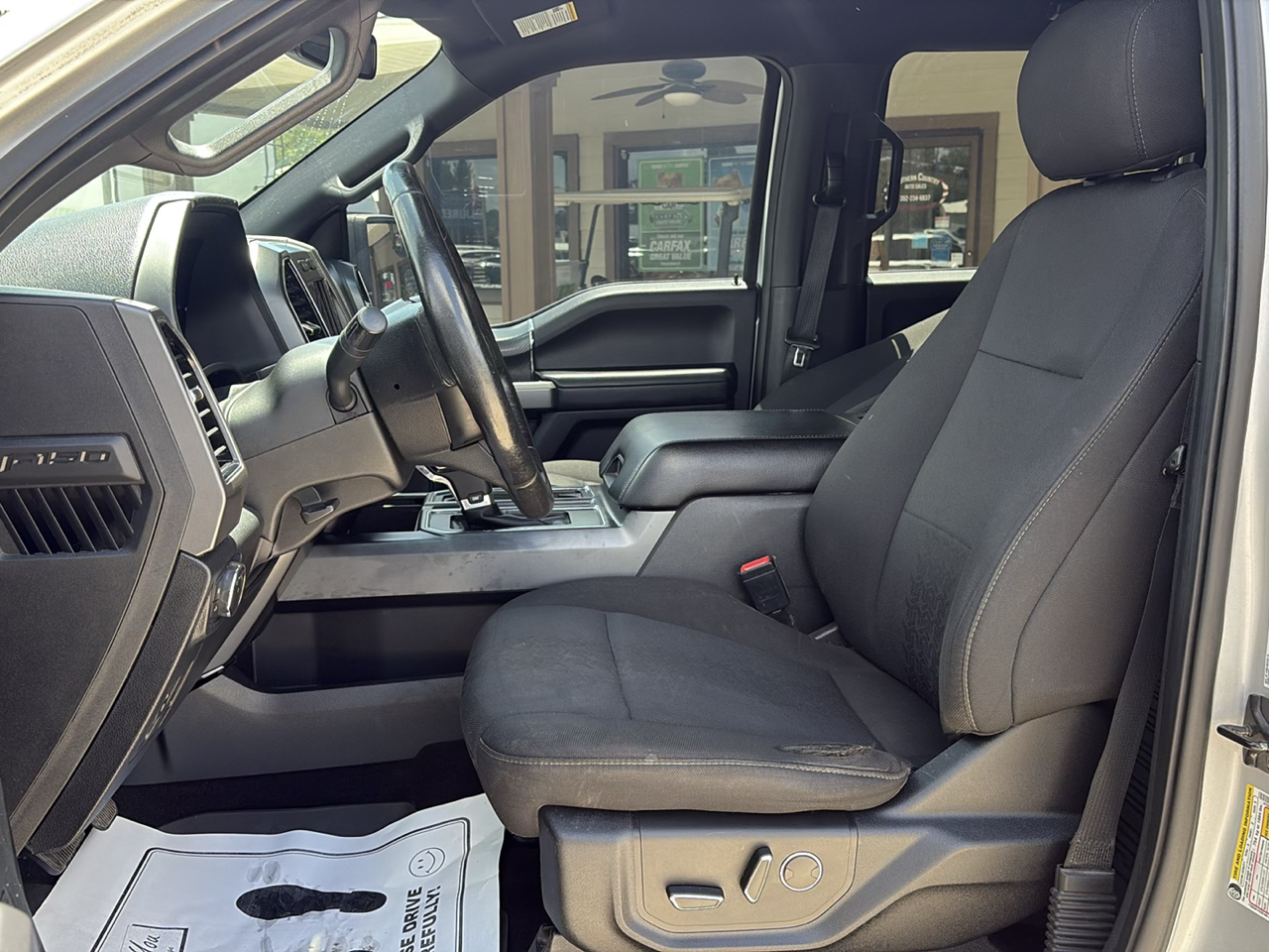 Ford F-150 4WD SuperCrew 145" XLT 2018