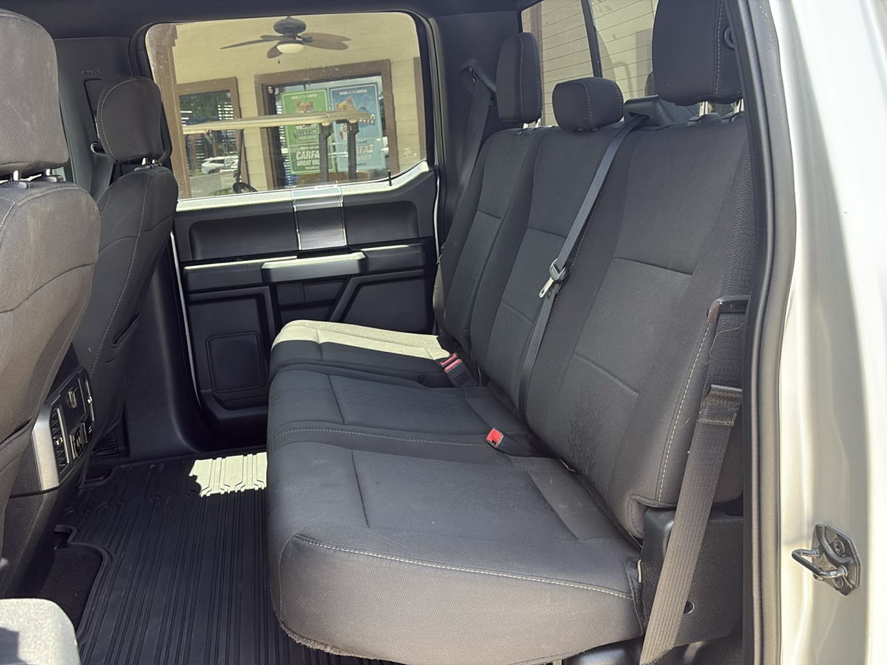 Ford F-150 4WD SuperCrew 145" XLT 2018