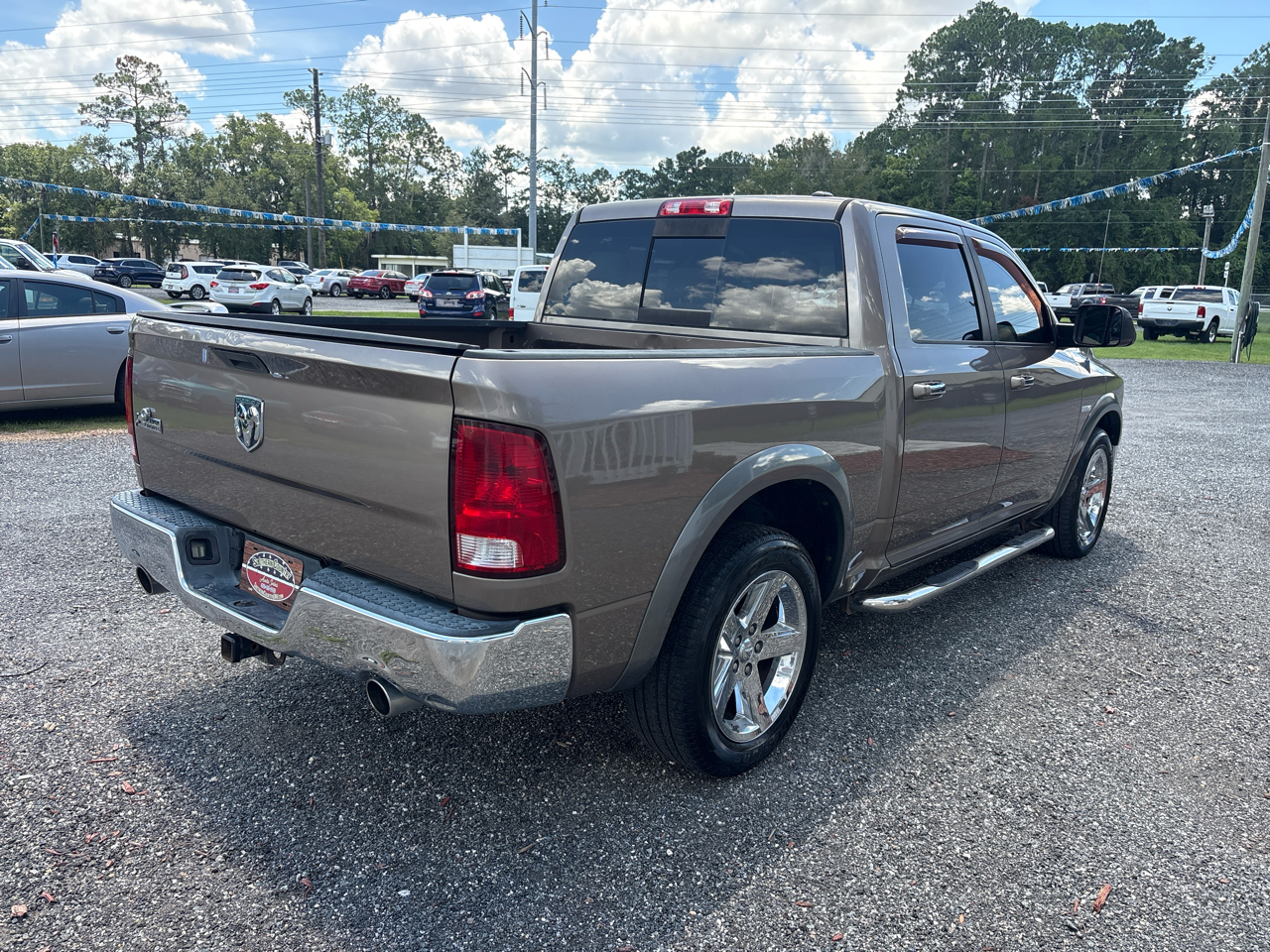 Dodge Ram 1500 2WD Crew Cab 140.5" SLT 2009