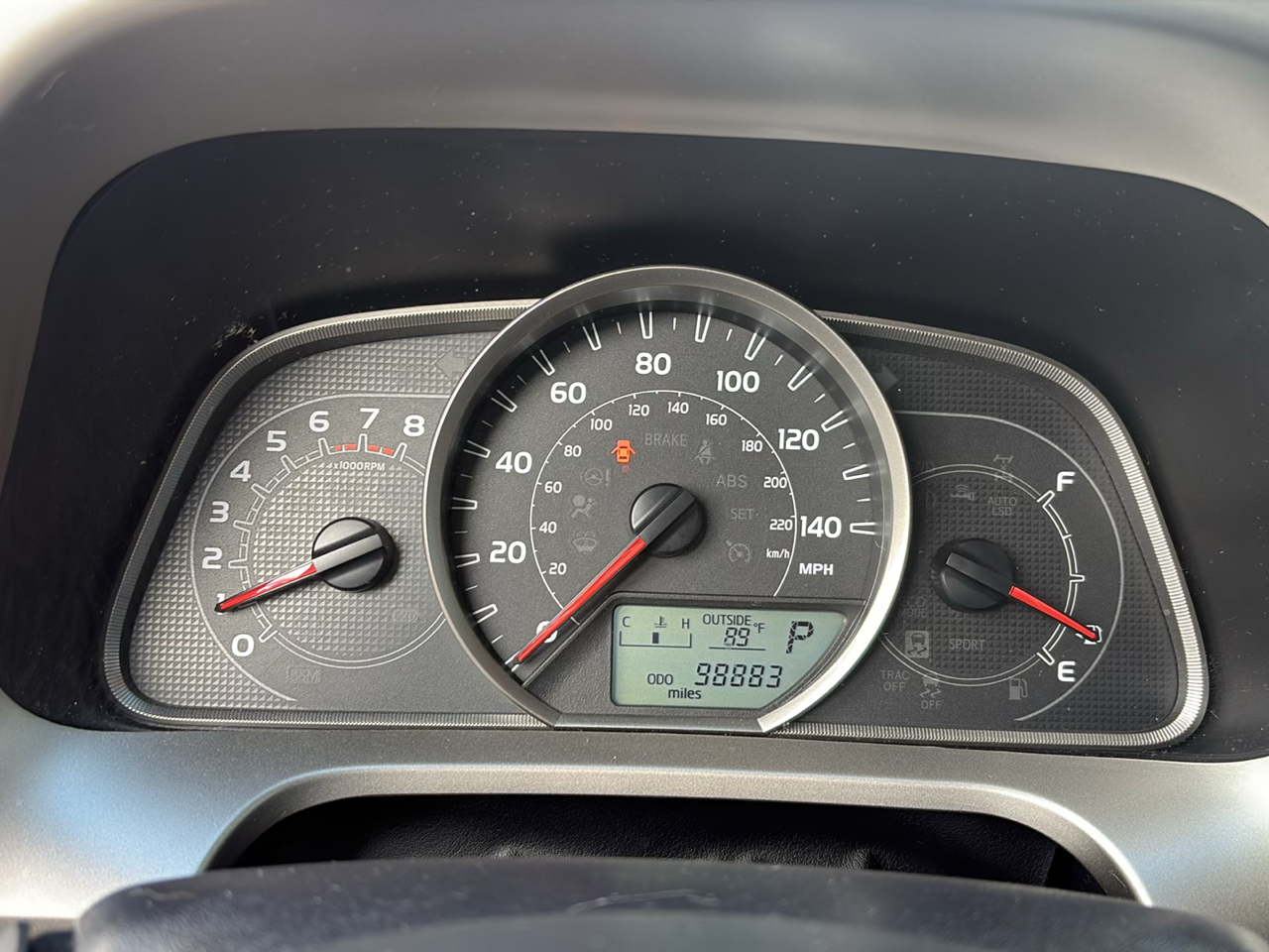 Toyota RAV4 FWD 4dr XLE (Natl) 2015