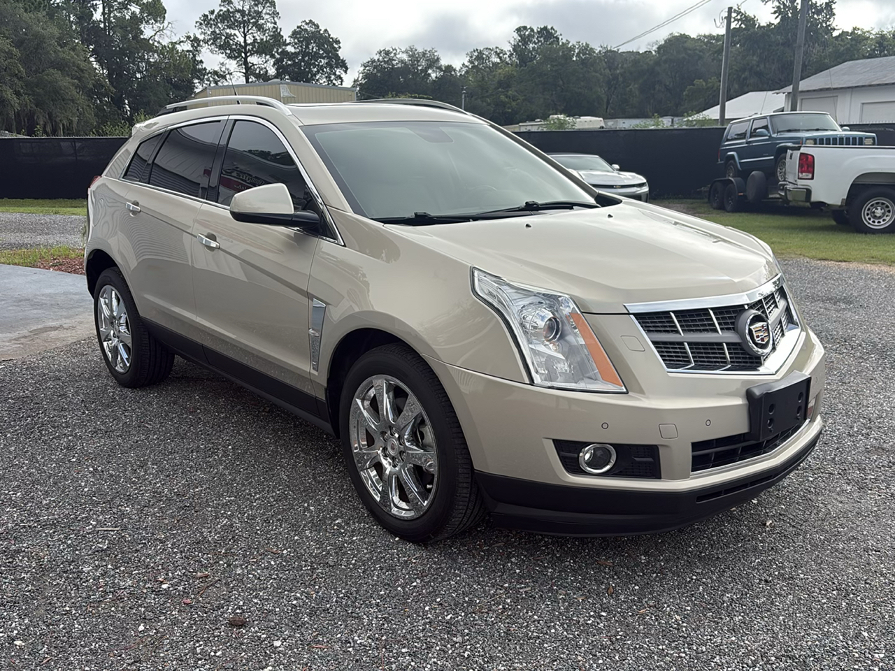Cadillac SRX FWD 4dr Performance Collection 2011