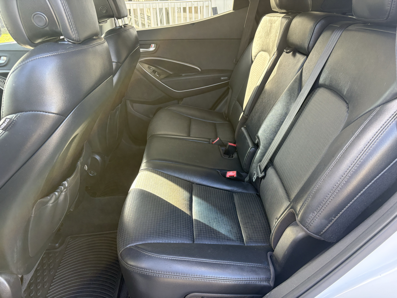 Hyundai Santa Fe FWD 4dr 2.0T Sport 2013